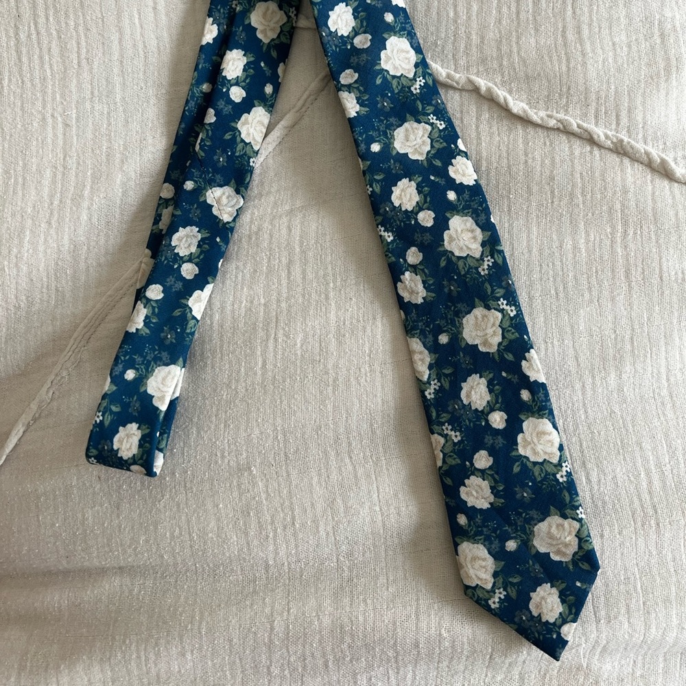 Mens tie